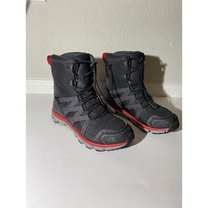 North face hydro seal kid boots size 3 black red